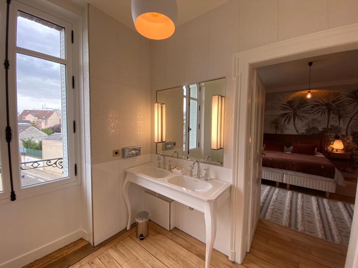 Maison Blanche Chartres - Maison D'Hotes 5 Etoiles ภายนอก รูปภาพ